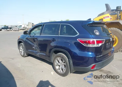 2015 Toyota Highlander Le Plus V6 из США, поврежденный, VIN 5TDBKRFH3FS184070